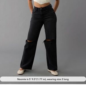 AE Strigid Ripped Curvy Super High-Waisted Baggy Straight Jeans